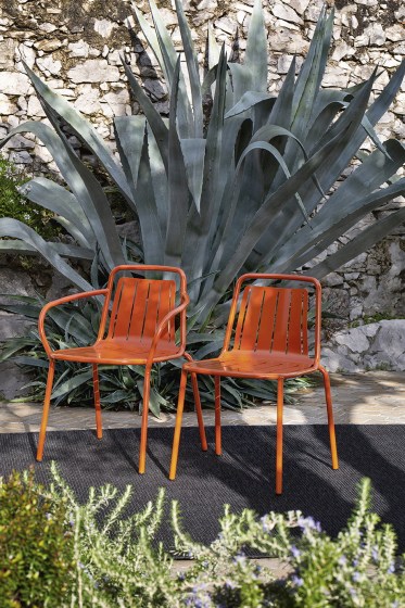 CHAISEEASYNOIRBLANCSAFRANVERTJAUNE