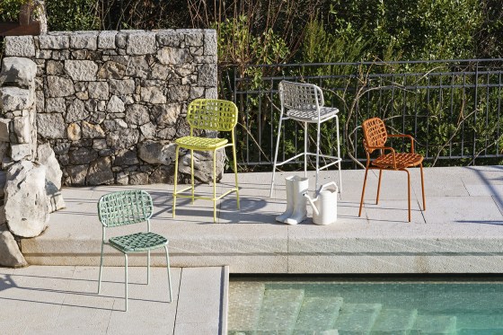 CHAISEETTABOURETYOTRAMA